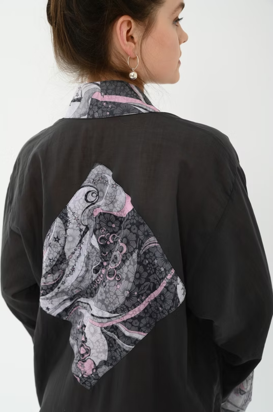 Mira Kimono