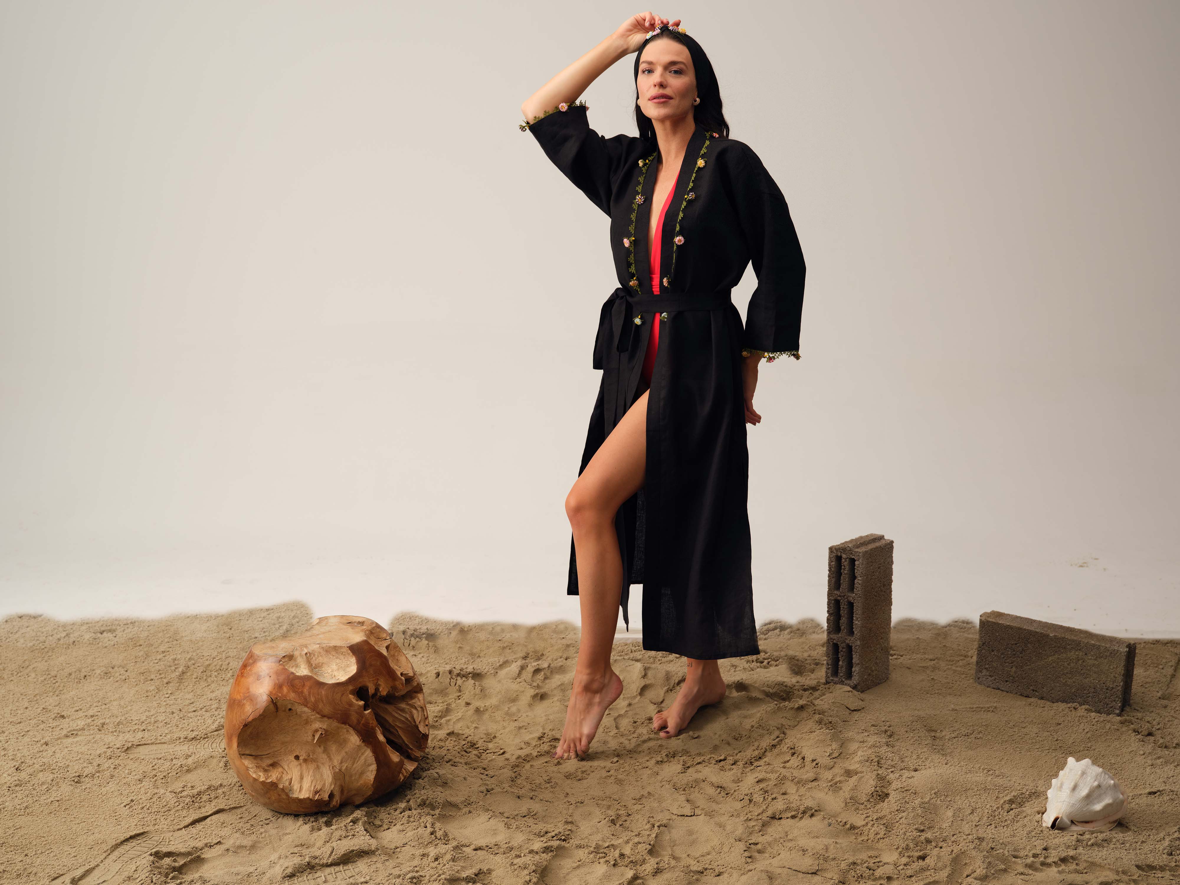 Adalya Kaftan Long White-Black