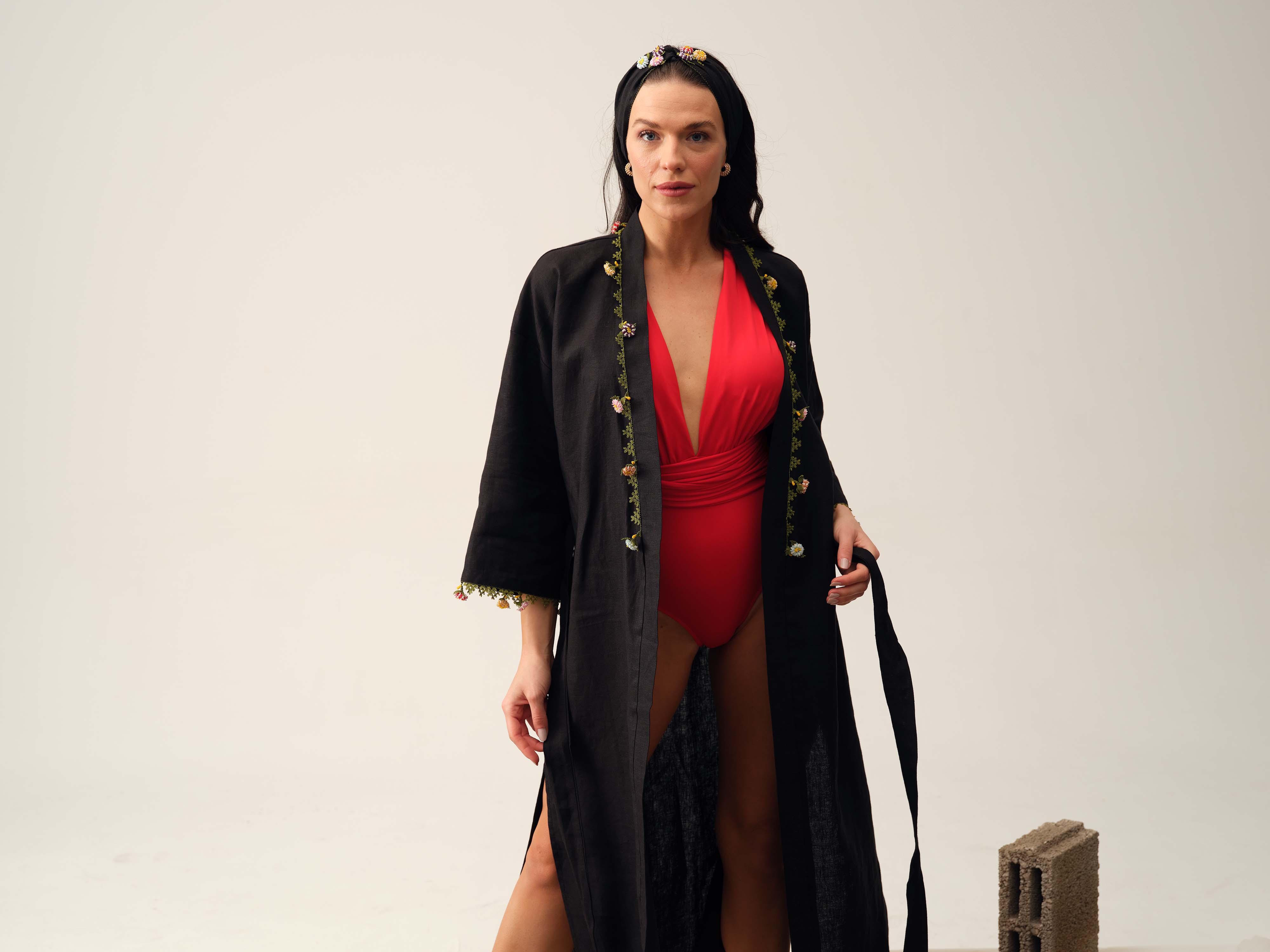 Adalya Kaftan Long White-Black