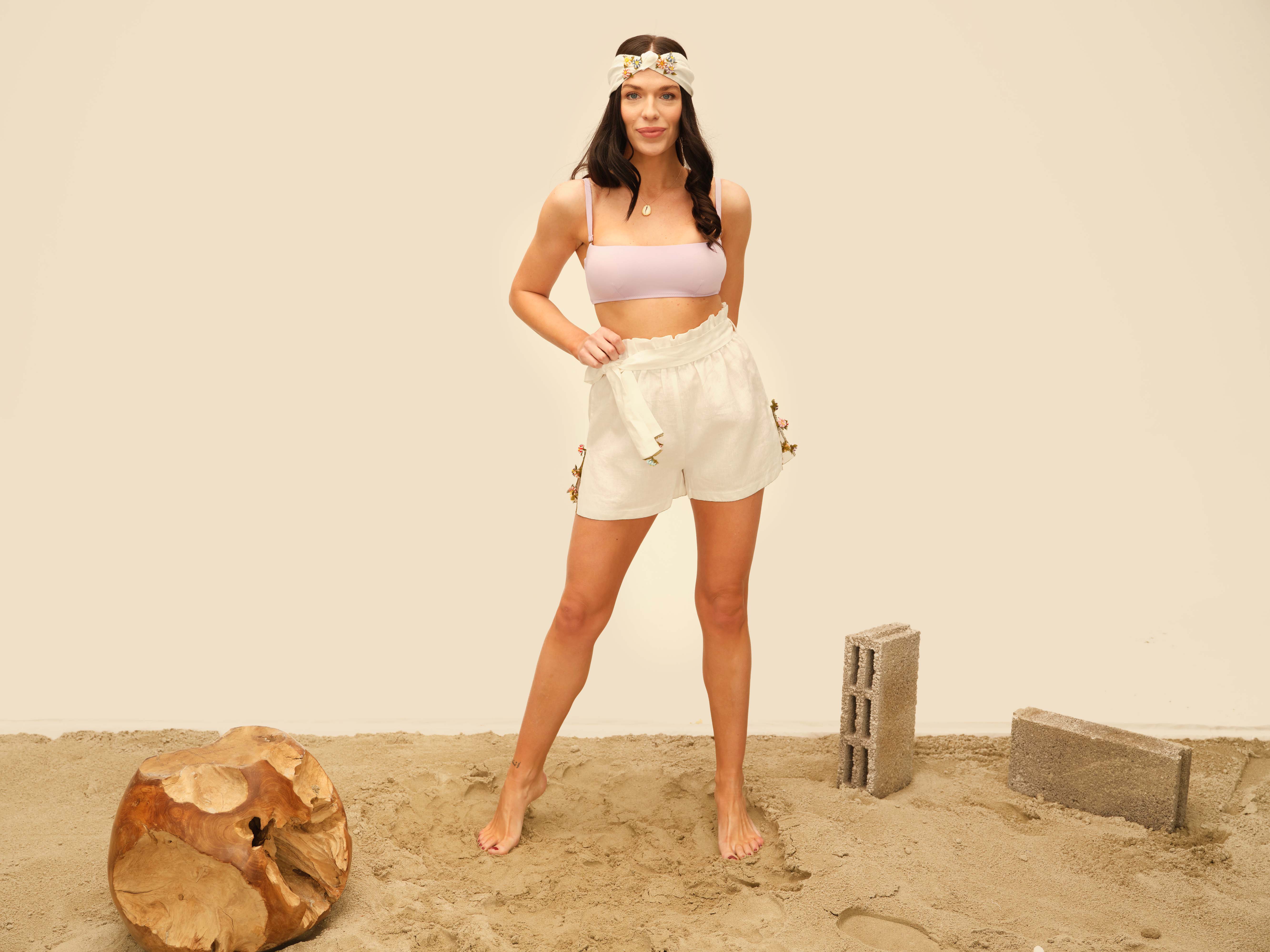 Adalya Shorts White-Black