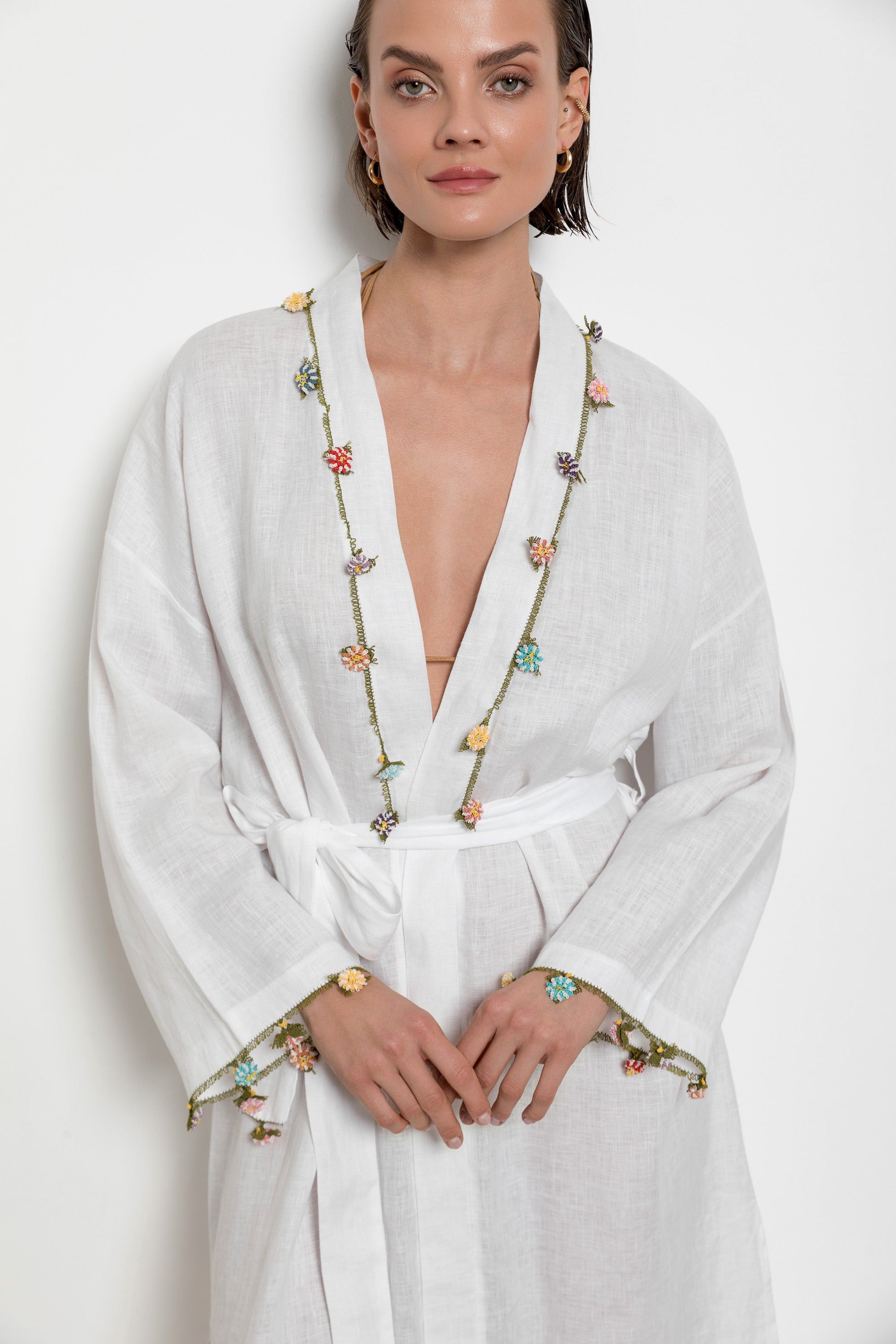 Adalya Kaftan Long White-Black