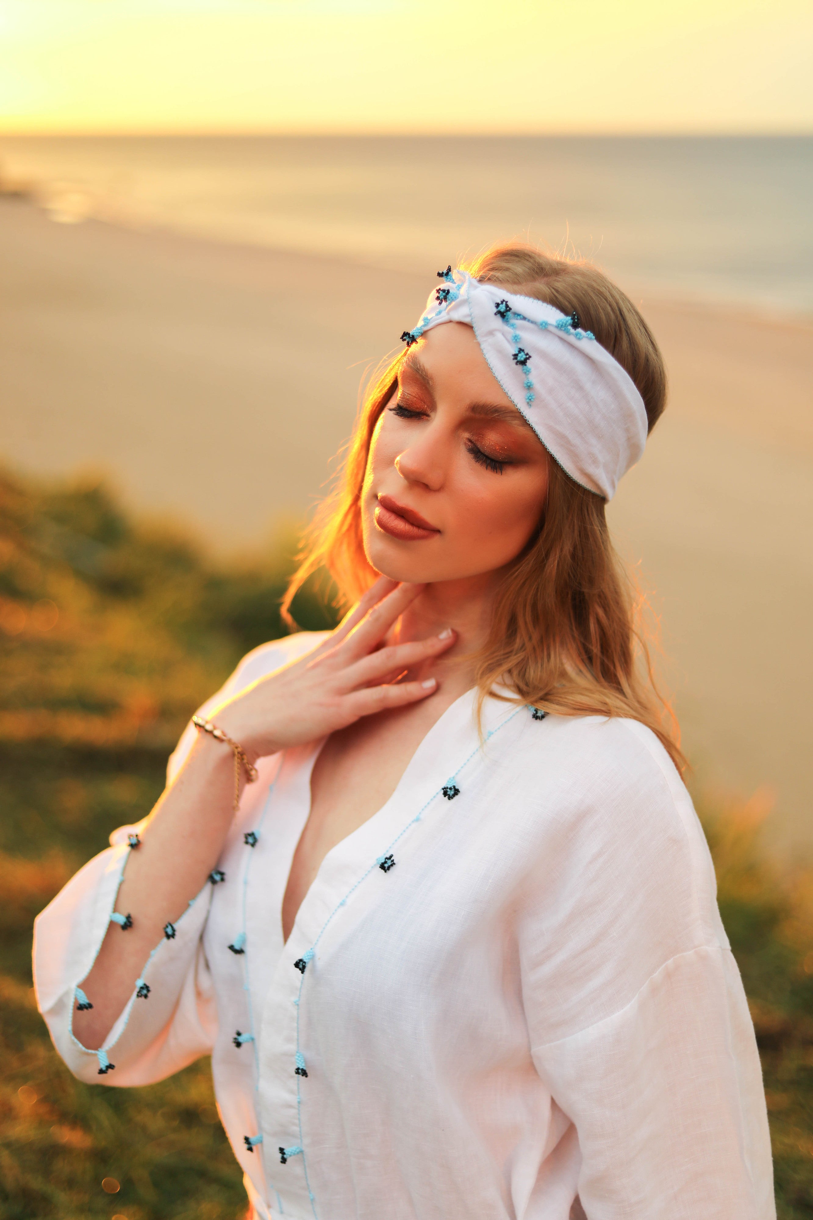Blue Hyacinth Linen Hair Band White-Black