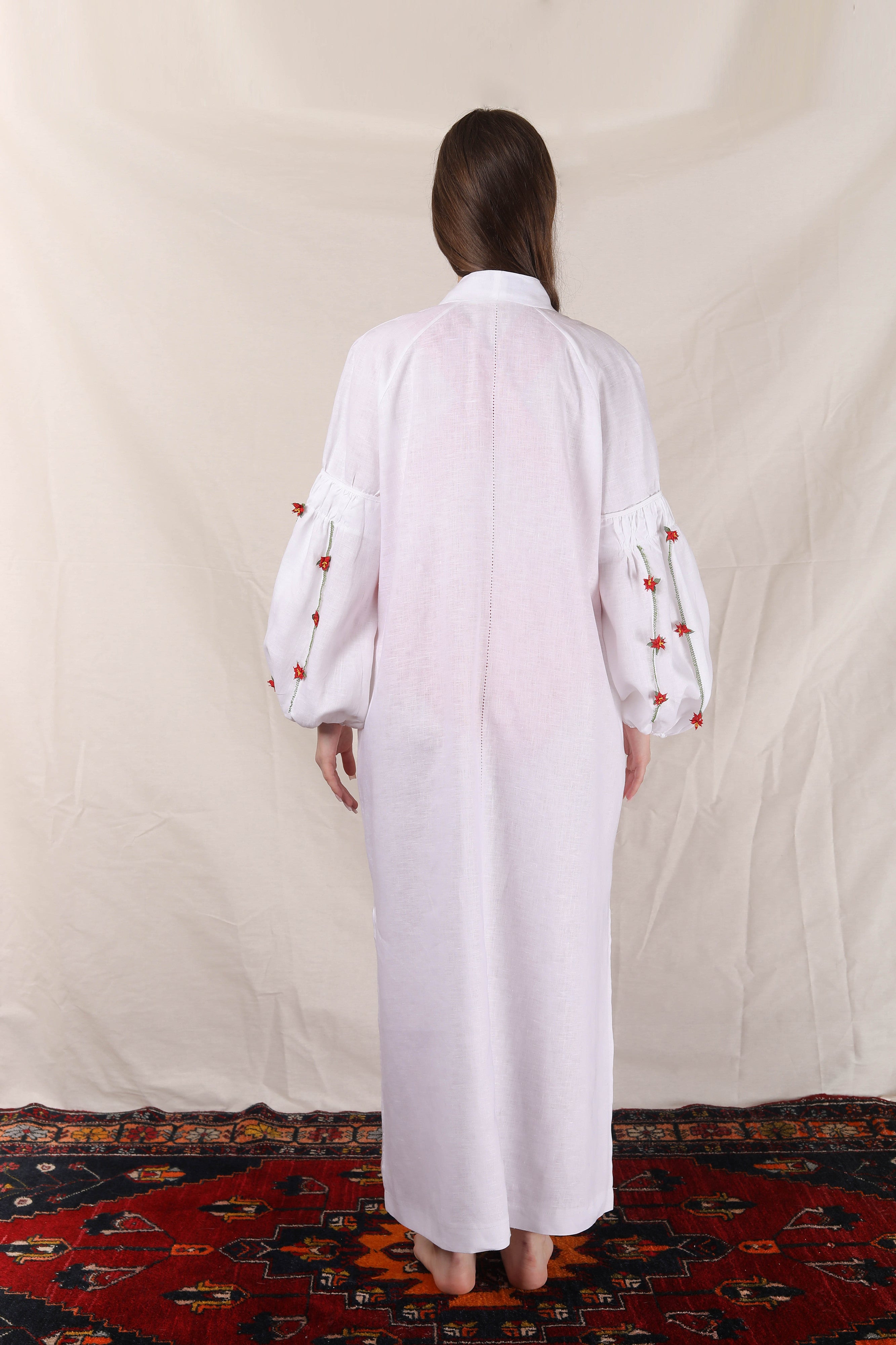 Ata Kaftan Black and White