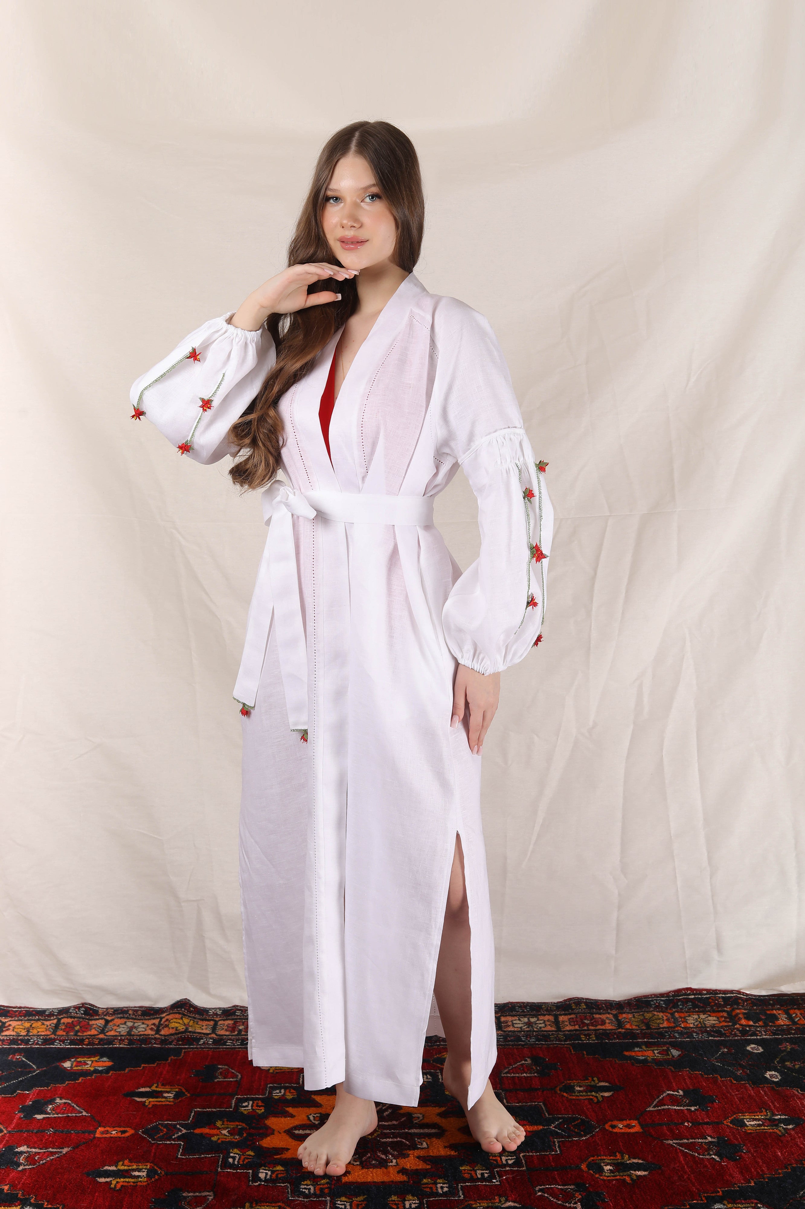 Ata Kaftan Black and White