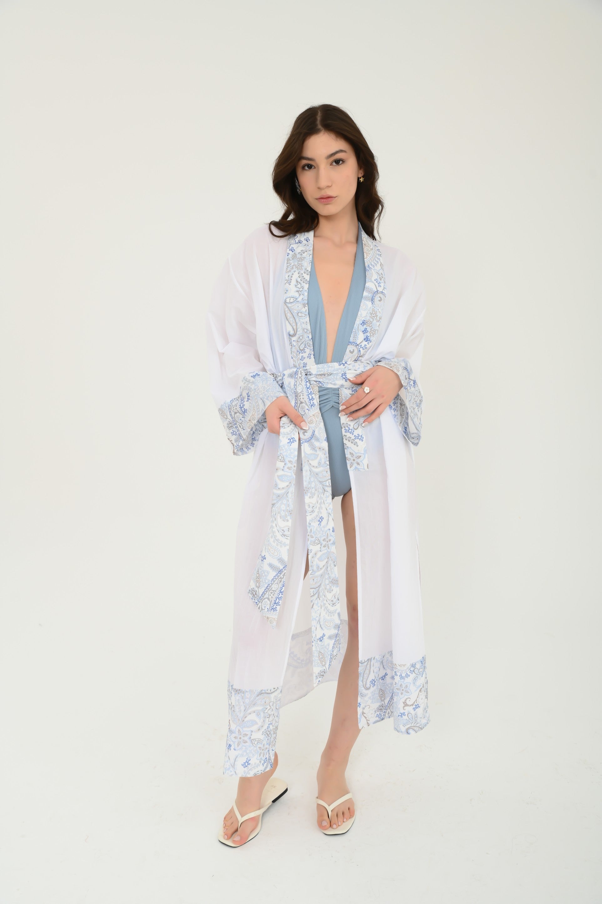 Halide Neslisah Kimono
