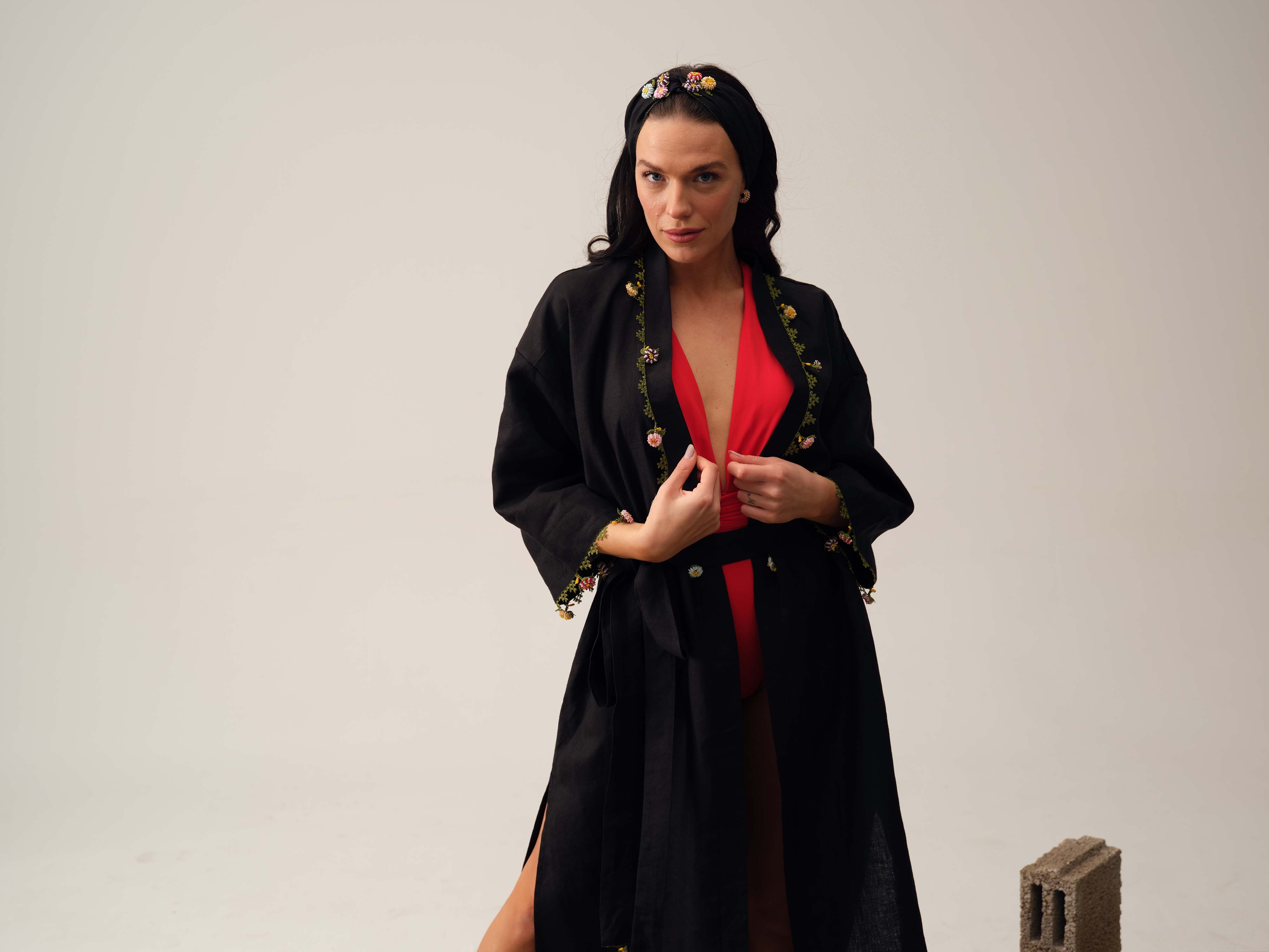 Adalya Kaftan Long White-Black