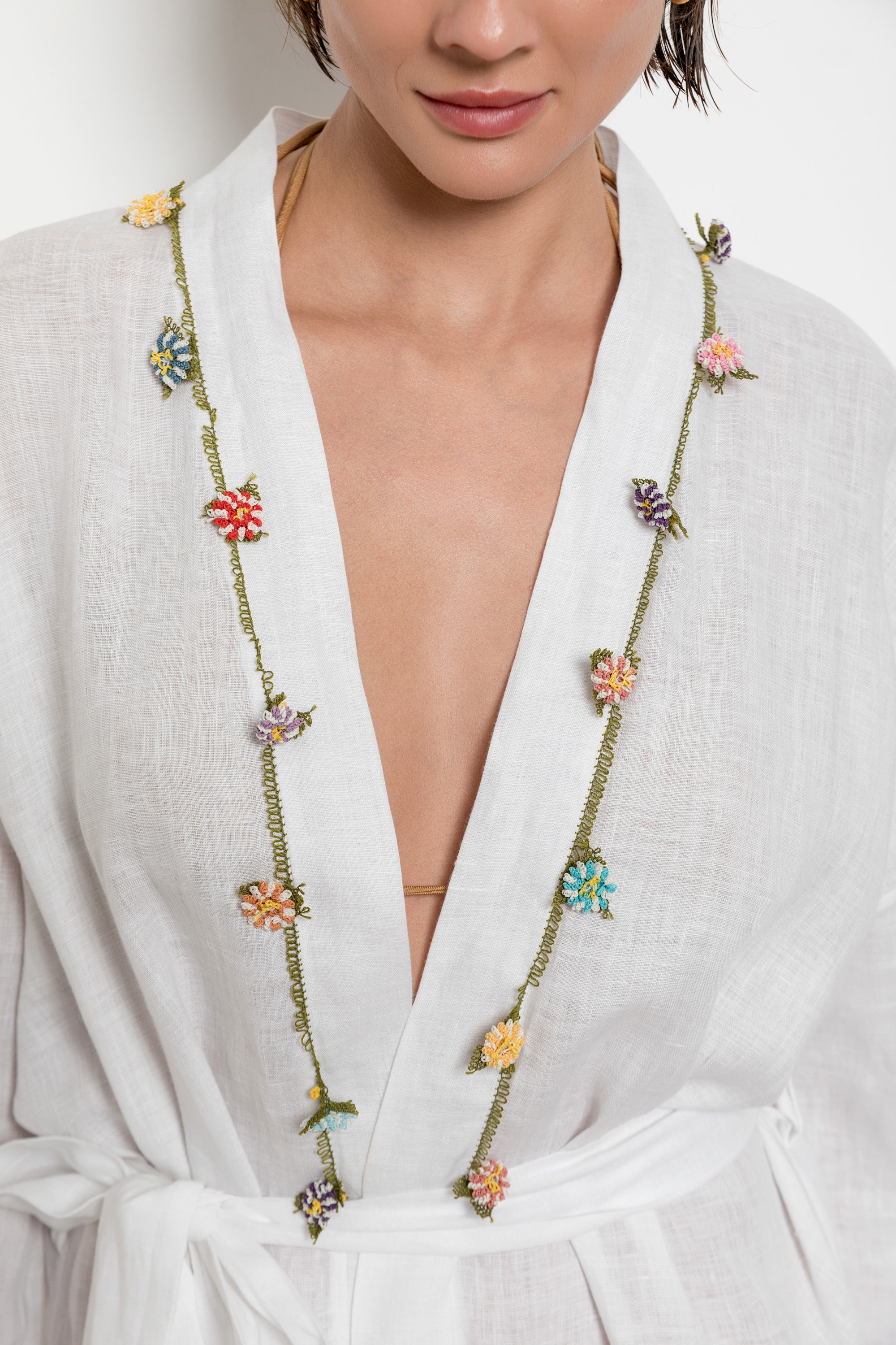 Adalya Kaftan Long White-Black