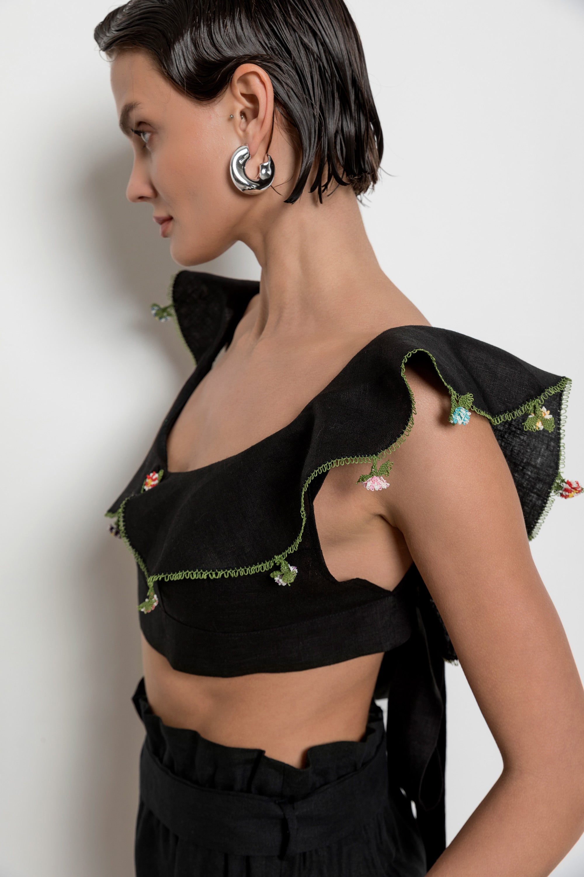 Adalya Crop Top Black-Ecru