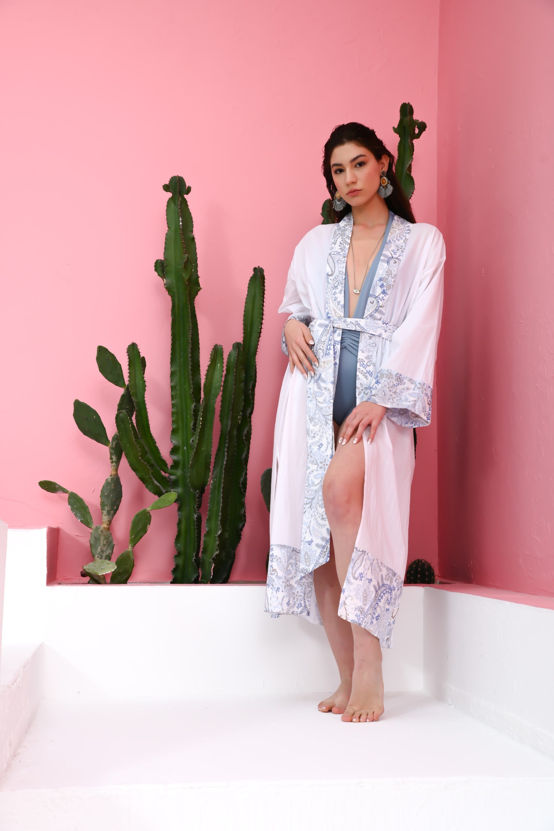 Halide Neslisah Kimono