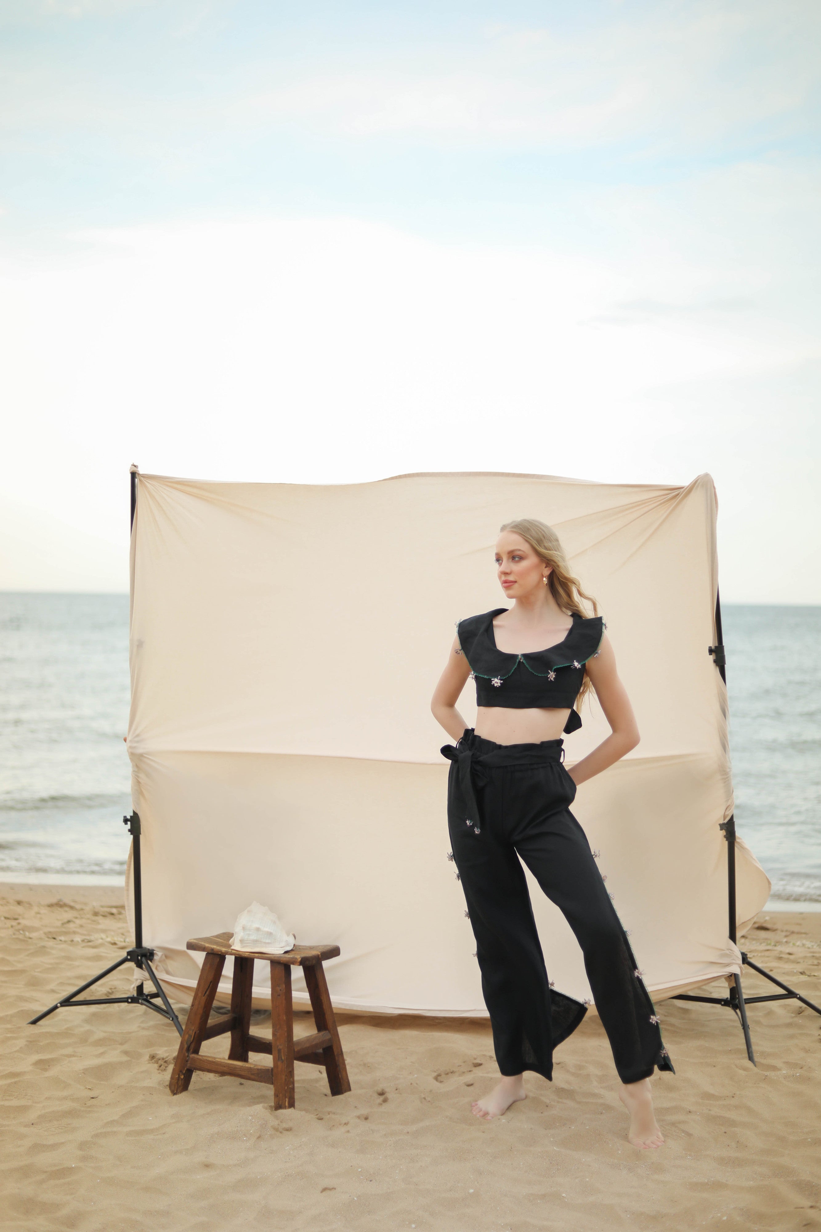 Chakır Dikeni Crop Top Ecru-Black