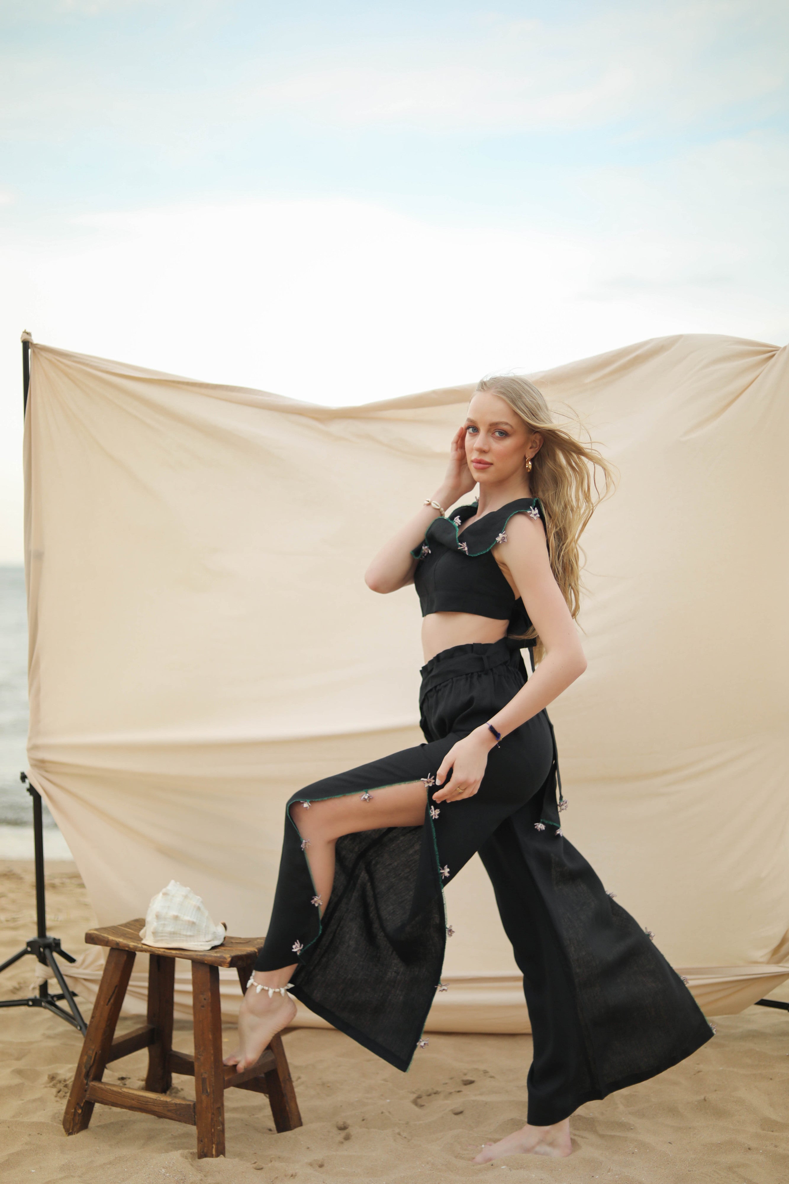 Chakyr Thorn Trousers Ecru-Black