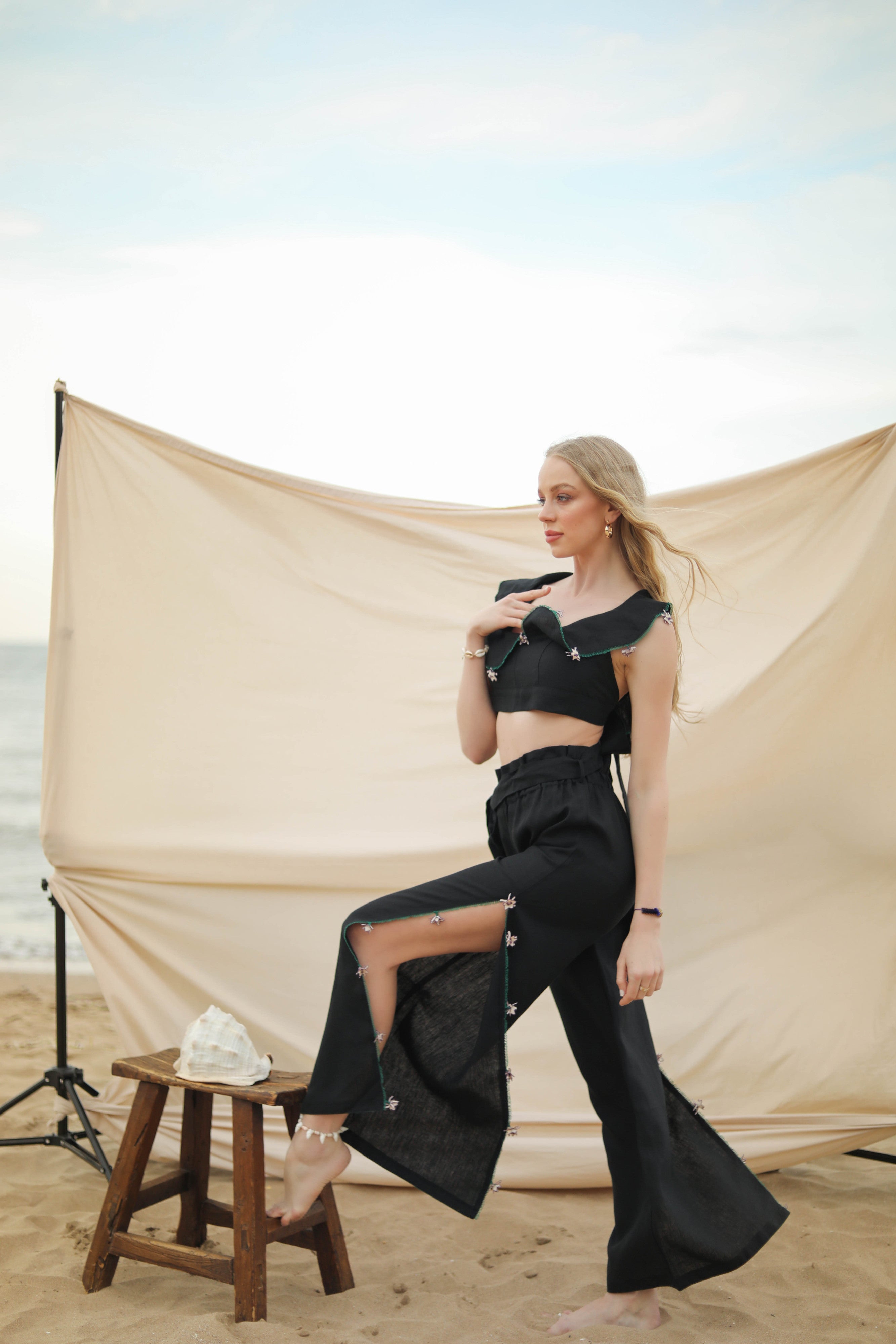 Chakır Dikeni Crop Top Ecru-Black